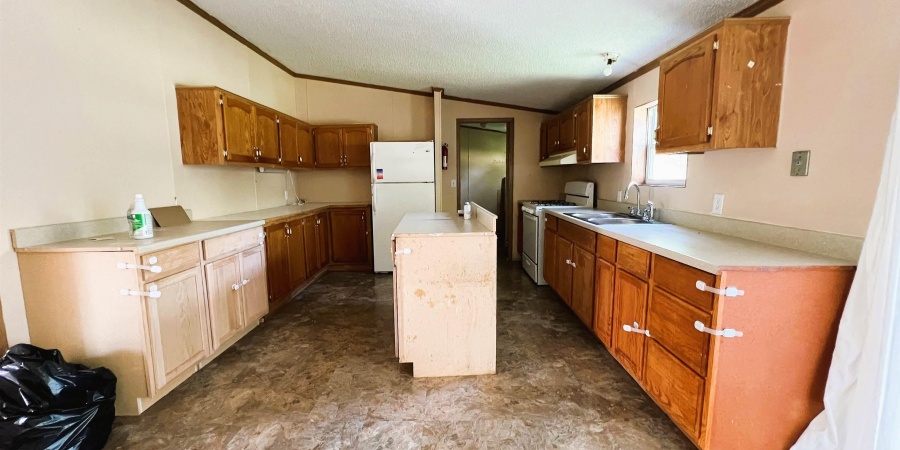 1160 SE 5th Street, Linton, Indiana 47441,MLS,202535477