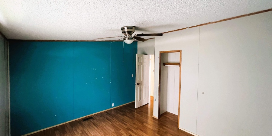1160 SE 5th Street, Linton, Indiana 47441,MLS,202535477