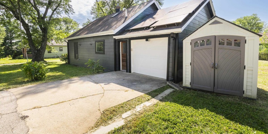 1904 W Wylie Street, Bloomington, Indiana 47403,MLS,202535371