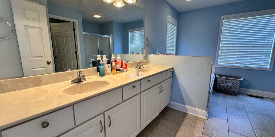 2625 S Stratford Drive, Bloomington, Indiana 47401,MLS,202535507