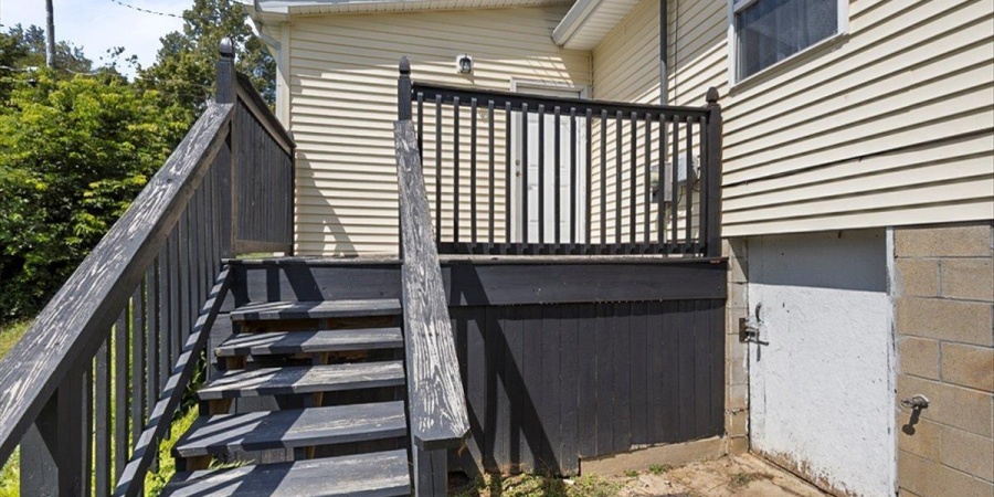 1624 C Street, Bedford, Indiana 47421,MLS,202535573