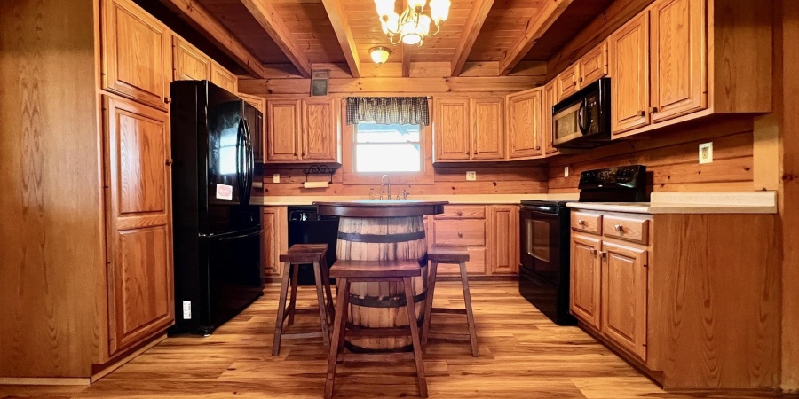 1107 Ditney Ridge, Bedford, Indiana 47421,MLS,202535806