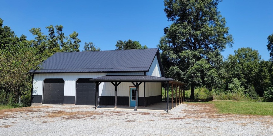 2222 Vfw Road, Mitchell, Indiana 47446-6319,MLS,202535818