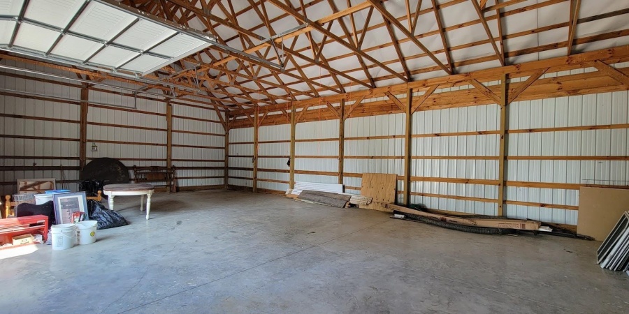 2222 Vfw Road, Mitchell, Indiana 47446-6319,MLS,202535818