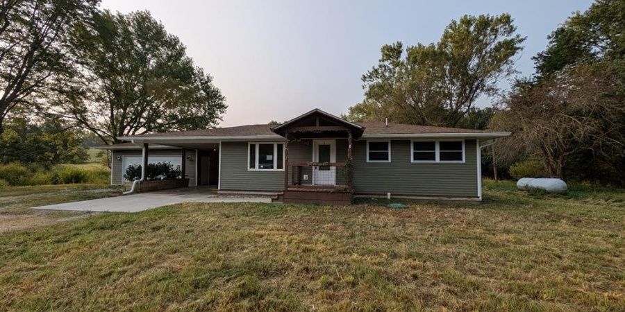 5058 E State Rd 58, Bloomfield, Indiana 47424,MLS,202535871