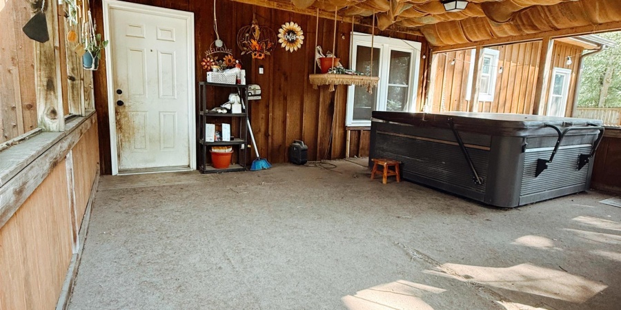 695 S 34th Street, Terre Haute, Indiana 47803,MLS,202535970