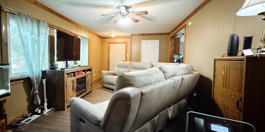 695 S 34th Street, Terre Haute, Indiana 47803,MLS,202535970
