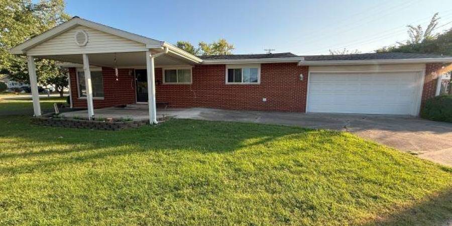 129 Pleasantview Drive, Mitchell, Indiana 47446,MLS,202536079