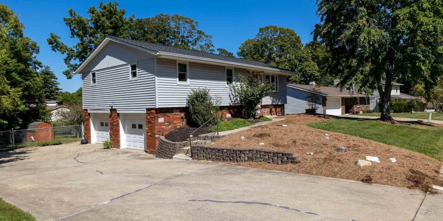 1409 E Browning Lane, Bloomington, Indiana 47401,MLS,202536497