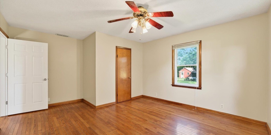 3650 N Hartstrait Road, Bloomington, Indiana 47404-9315,MLS,202536500