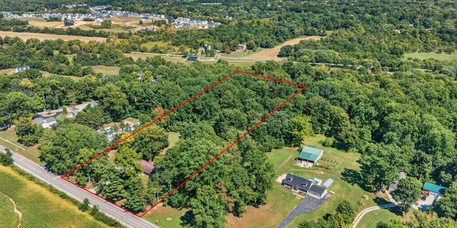3650 N Hartstrait Road, Bloomington, Indiana 47404-9315,MLS,202536500