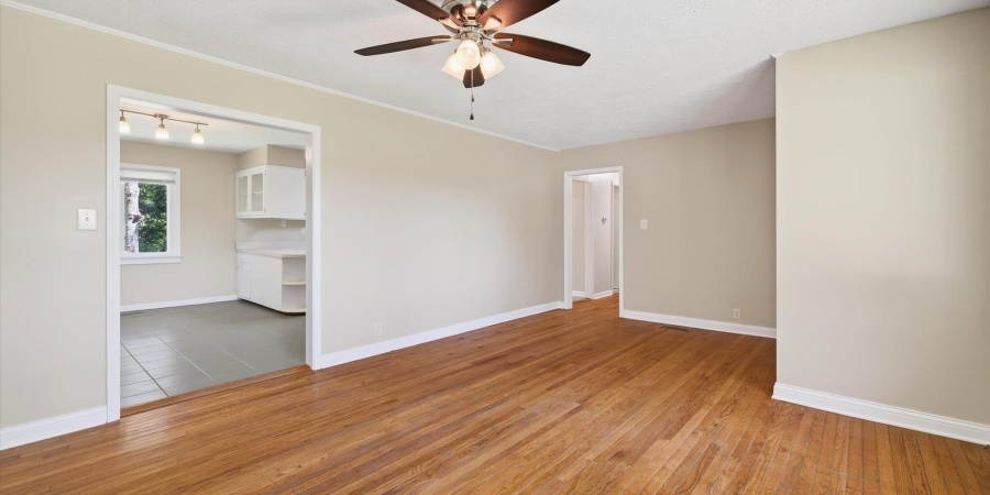3650 N Hartstrait Road, Bloomington, Indiana 47404-9315,MLS,202536500