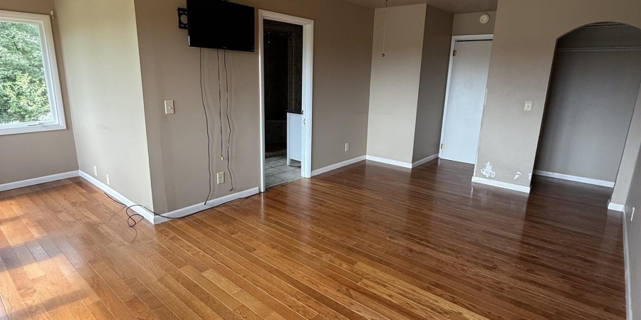 2413 Spice Valley Road, Mitchell, Indiana 47446,MLS,202536545