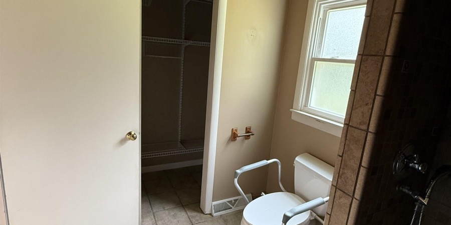 2413 Spice Valley Road, Mitchell, Indiana 47446,MLS,202536545