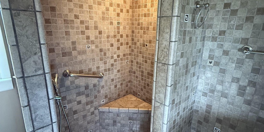 2413 Spice Valley Road, Mitchell, Indiana 47446,MLS,202536545