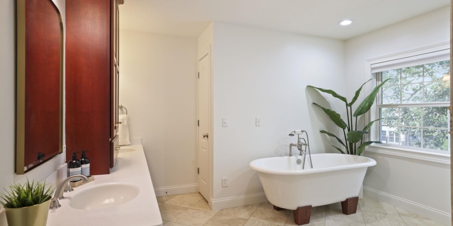 1930 E Rock Creek Drive, Bloomington, Indiana 47401,MLS,202536643