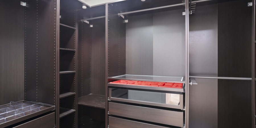 1930 E Rock Creek Drive, Bloomington, Indiana 47401,MLS,202536643