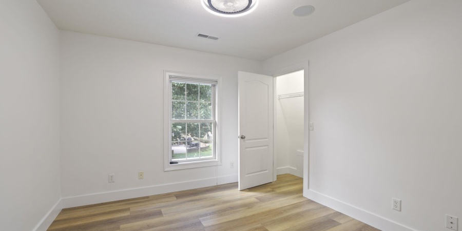 1930 E Rock Creek Drive, Bloomington, Indiana 47401,MLS,202536643