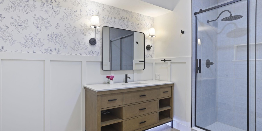 1930 E Rock Creek Drive, Bloomington, Indiana 47401,MLS,202536643