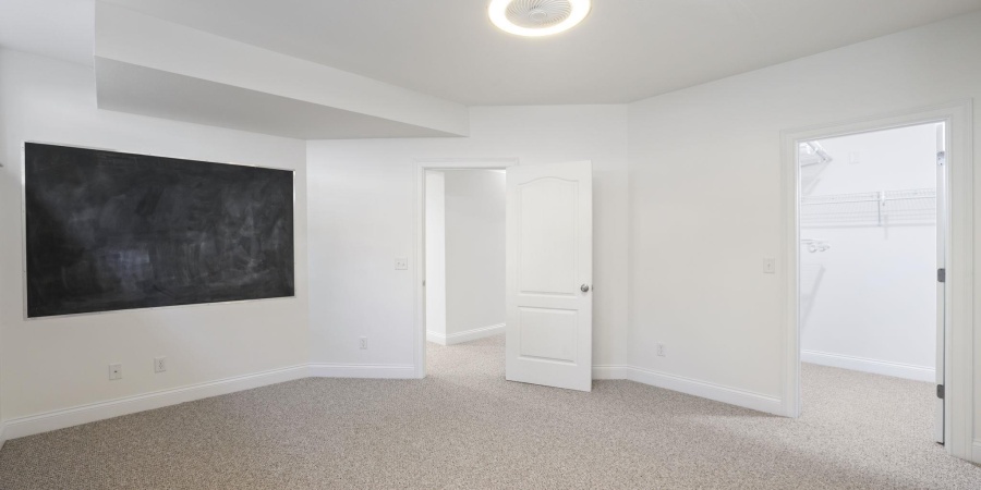 1930 E Rock Creek Drive, Bloomington, Indiana 47401,MLS,202536643