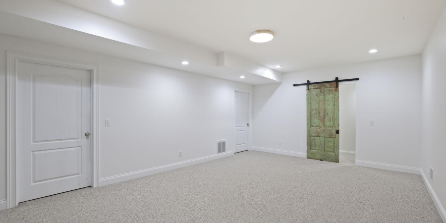 1930 E Rock Creek Drive, Bloomington, Indiana 47401,MLS,202536643