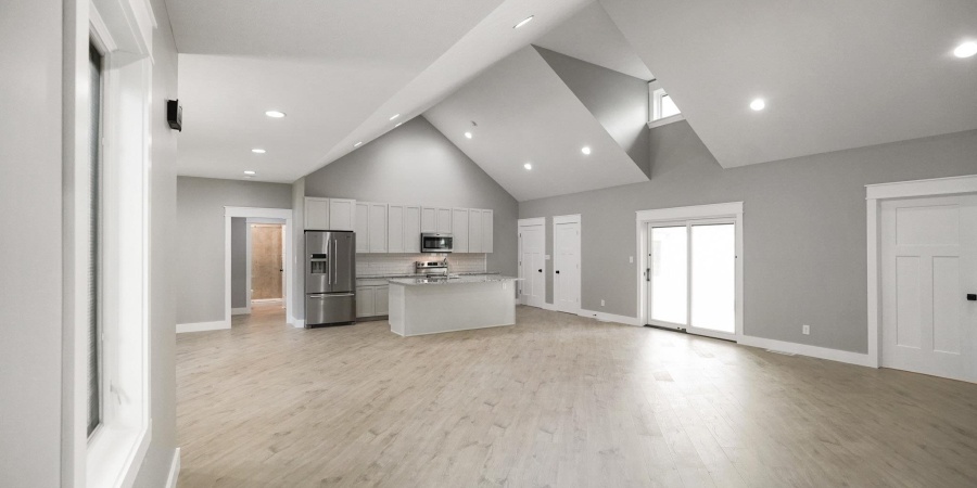 123 Ridgeway Drive, Nashville, Indiana 47448-8131,MLS,202536723