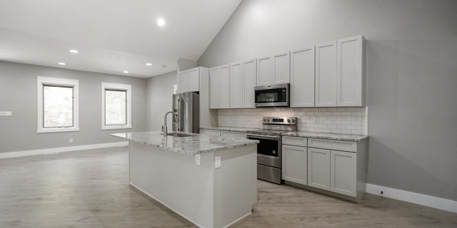 123 Ridgeway Drive, Nashville, Indiana 47448-8131,MLS,202536723