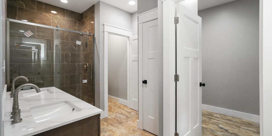 123 Ridgeway Drive, Nashville, Indiana 47448-8131,MLS,202536723