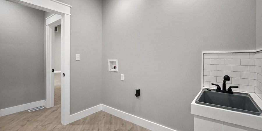 123 Ridgeway Drive, Nashville, Indiana 47448-8131,MLS,202536723