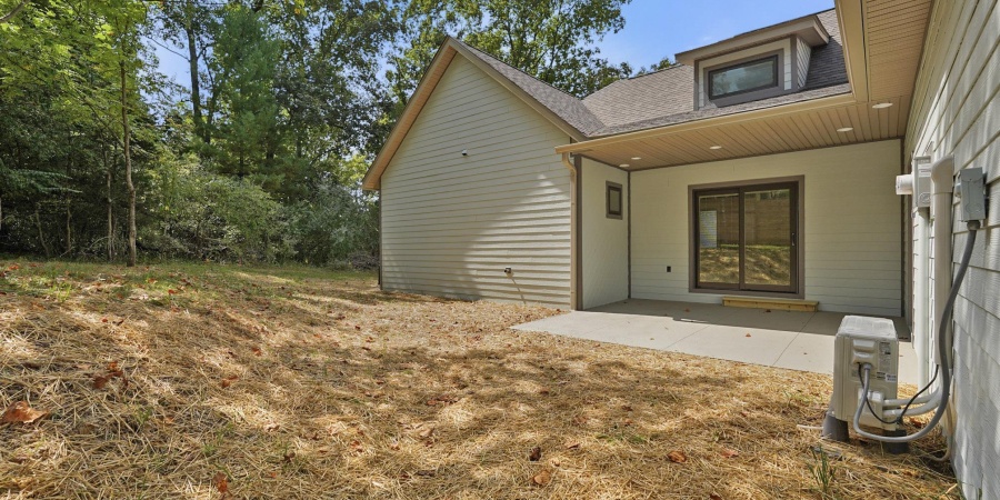 123 Ridgeway Drive, Nashville, Indiana 47448-8131,MLS,202536723