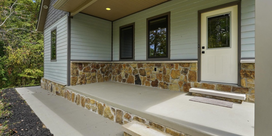 123 Ridgeway Drive, Nashville, Indiana 47448-8131,MLS,202536723