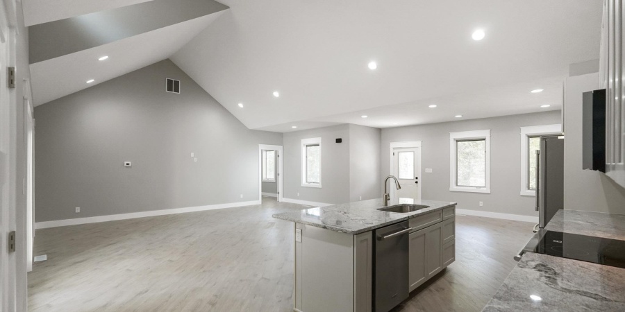 123 Ridgeway Drive, Nashville, Indiana 47448-8131,MLS,202536723