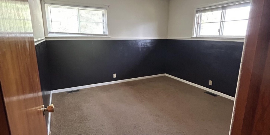 122 Edgewood Dr, Bedford, Indiana 47421,MLS,202536731