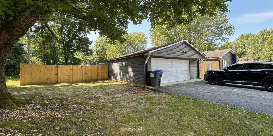 501 S Poplar Dr, Ellettsville, Indiana 47429,MLS,202536747