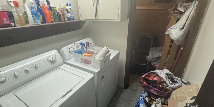 1222 W Kirkwood Avenue, Bloomington, Indiana 47404,MLS,202536890