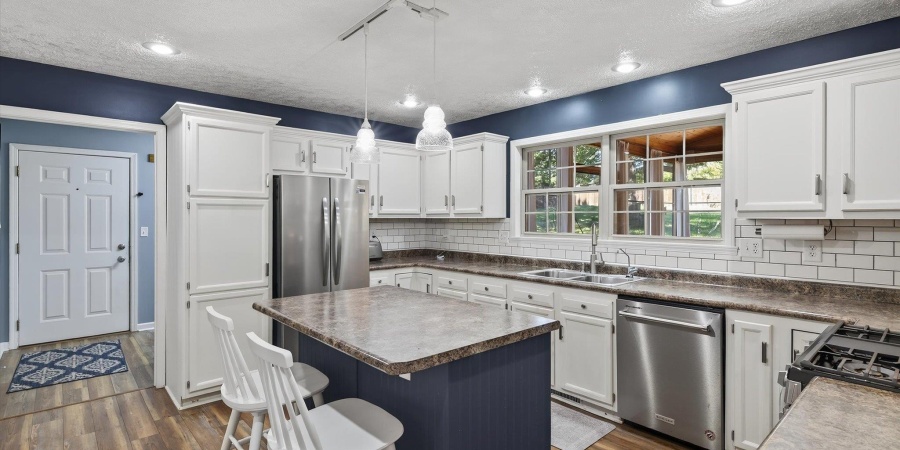 1730 W Jeremy Drive, Bloomington, Indiana 47403-9033,MLS,202536851