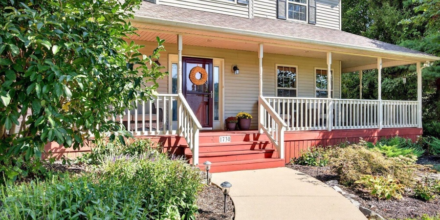 1730 W Jeremy Drive, Bloomington, Indiana 47403-9033,MLS,202536851