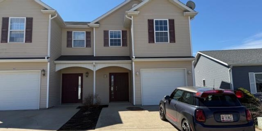 5713 W Monarch Court, Bloomington, Indiana 47403,MLS,202537046