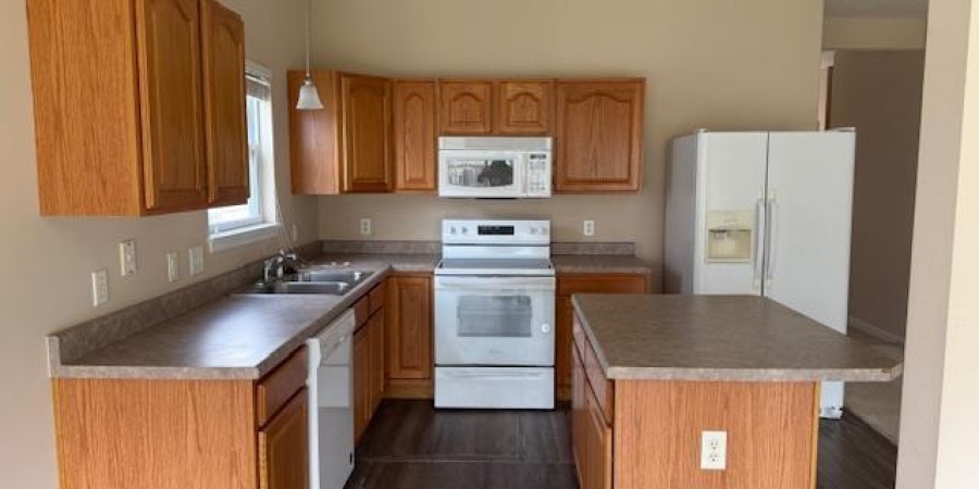 5713 W Monarch Court, Bloomington, Indiana 47403,MLS,202537046