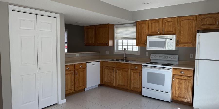 3368 S Oaklawn Circle, Bloomington, Indiana 47401,MLS,202537082