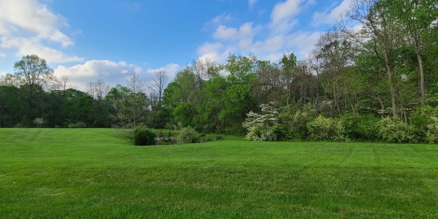 3717 E Commodore Trail, Bloomington, Indiana 47408,MLS,202537133