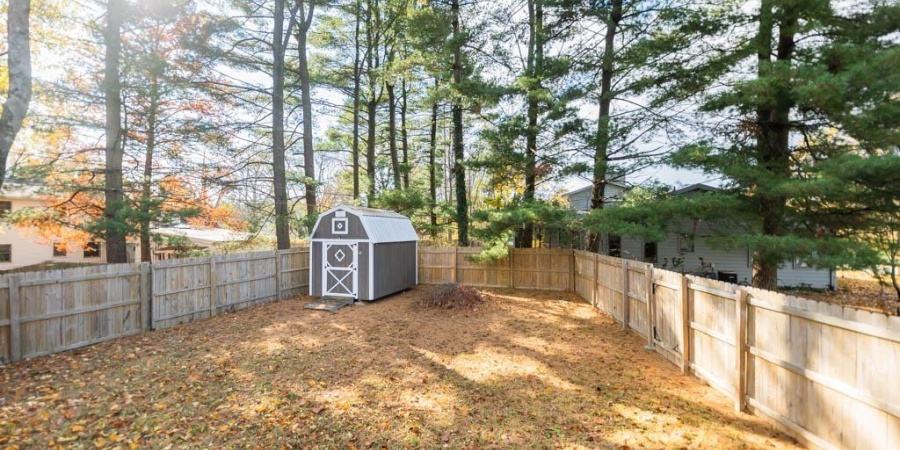 1824 E Thornton Drive, Bloomington, Indiana 47401,MLS,202501681