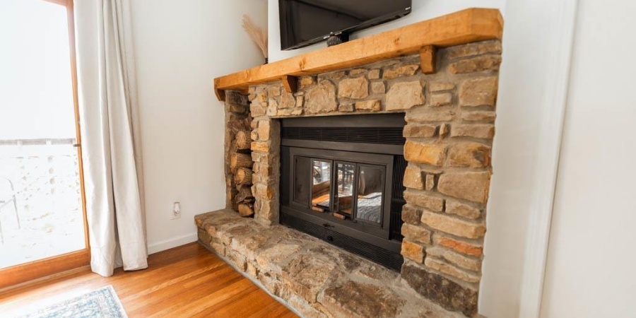 1824 E Thornton Drive, Bloomington, Indiana 47401,MLS,202501681