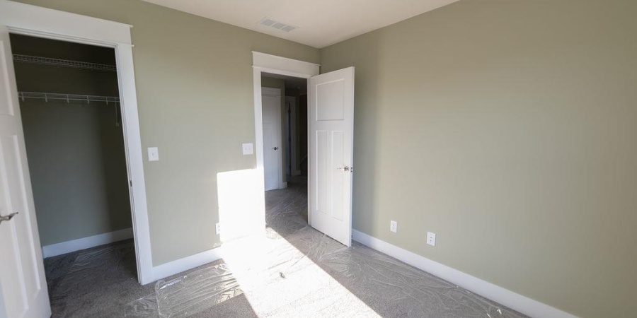 8092 S Prestwick Drive, Newberry, Indiana 47449,MLS,202537183