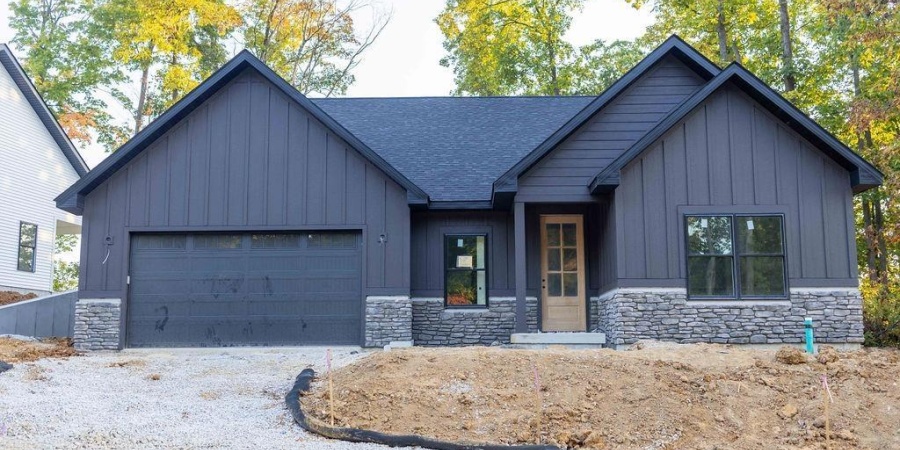 1749 W Ezekiel Drive, Bloomington, Indiana 47403,MLS,202537378