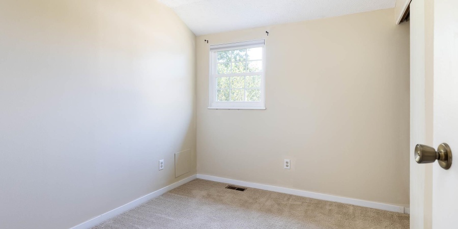 2496 S Burberry Lane, Bloomington, Indiana 47401,MLS,202537386