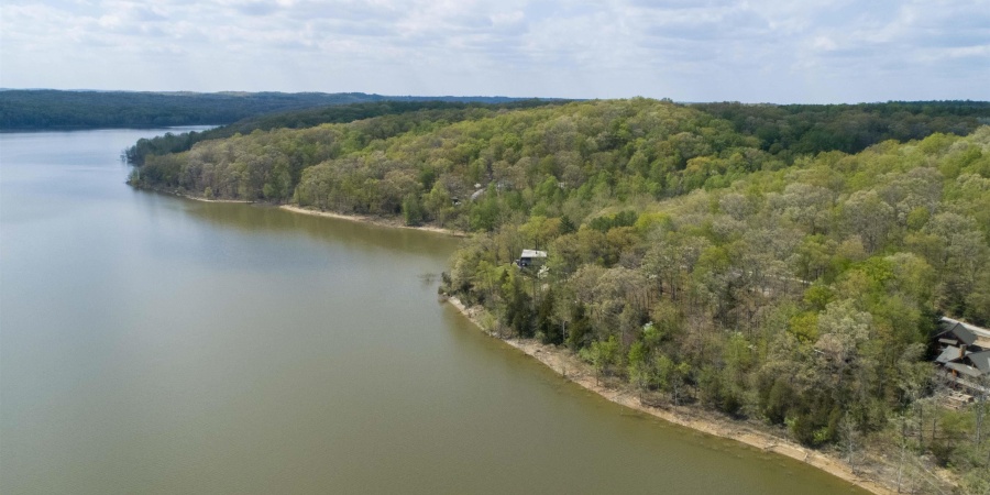 8608 E Bay Street, Nashville, Indiana 47448,MLS,202537423