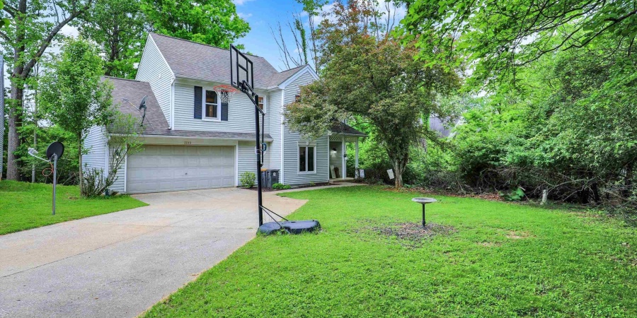 2210 S Laurelwood Cir Circle, Bloomington, Indiana 47401,MLS,202520025