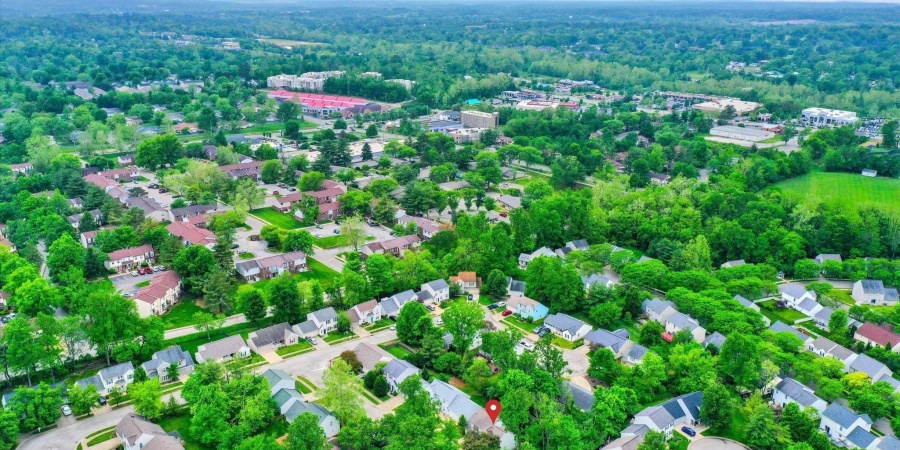 2210 S Laurelwood Cir Circle, Bloomington, Indiana 47401,MLS,202520025