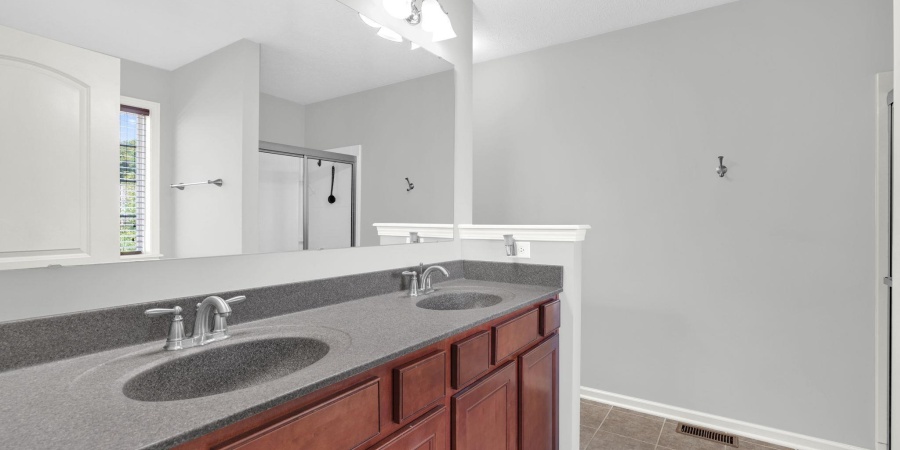 5368 W Stonewood Drive, Bloomington, Indiana 47403,MLS,202537413